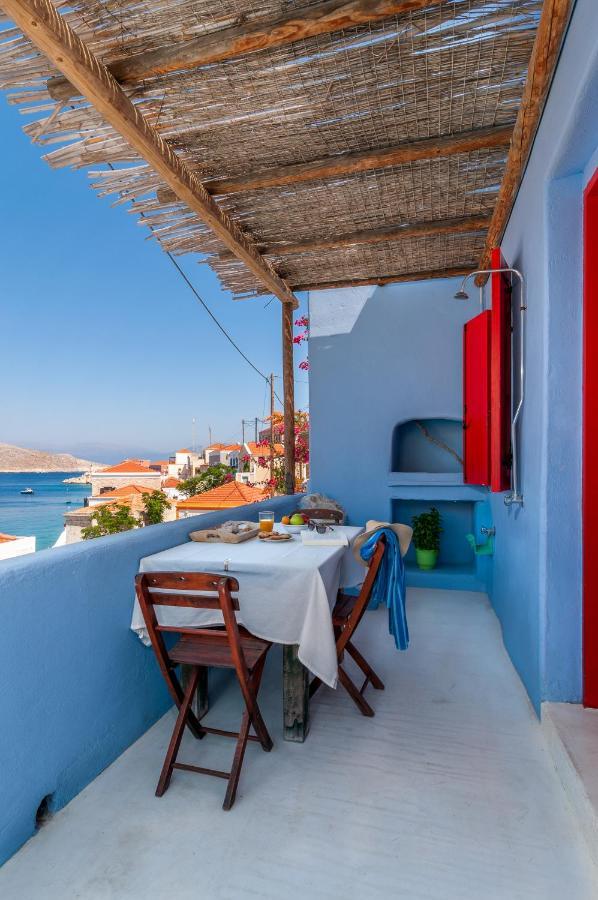 Atlantis Houses Chalki Town Bagian luar foto