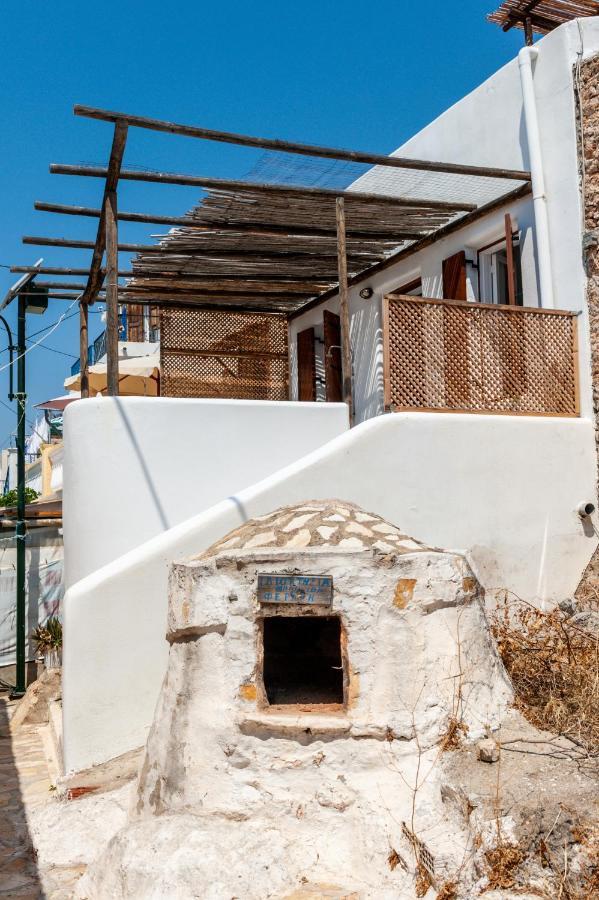 Atlantis Houses Chalki Town Bagian luar foto