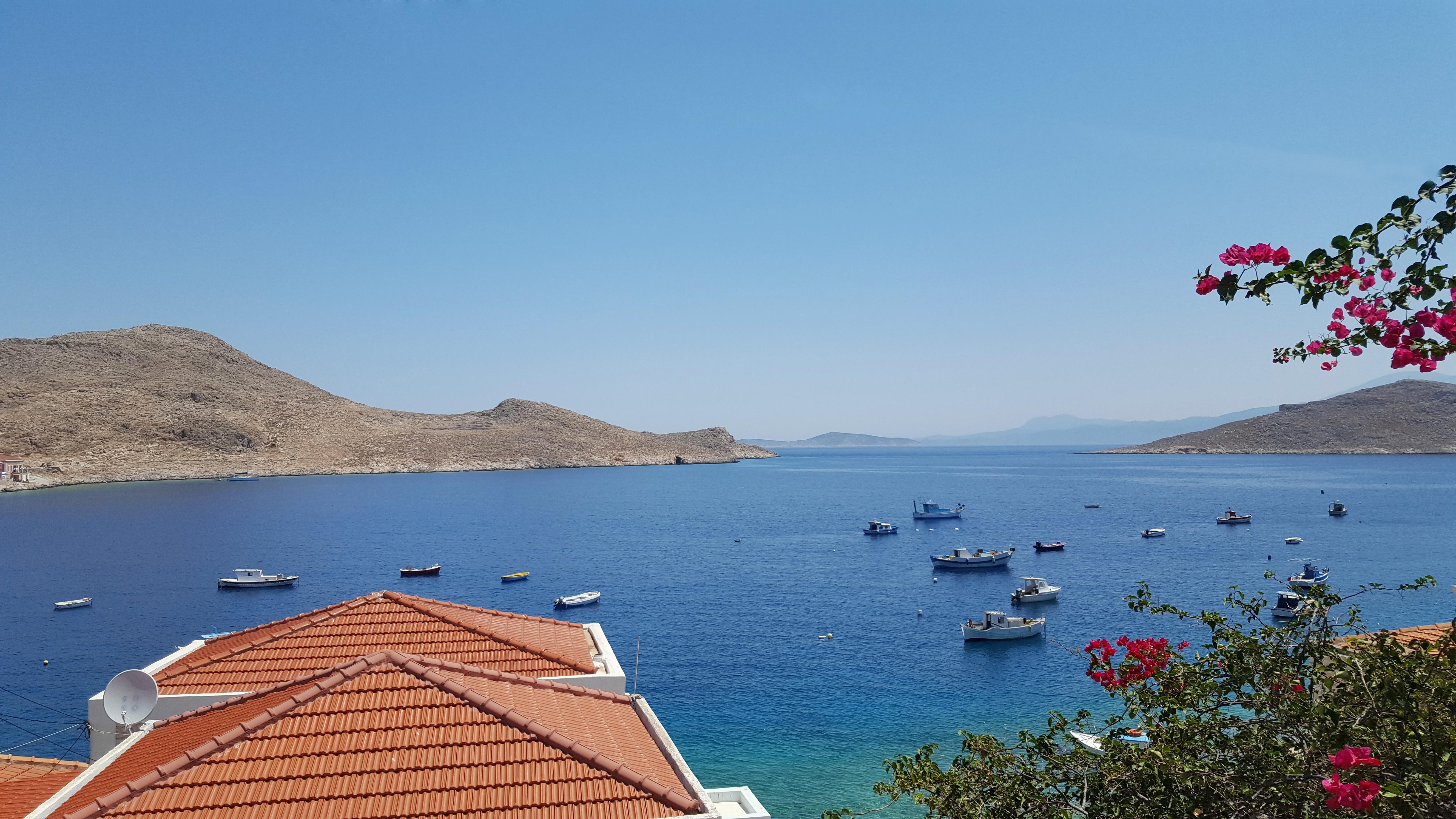 Atlantis Houses Chalki Town Bagian luar foto
